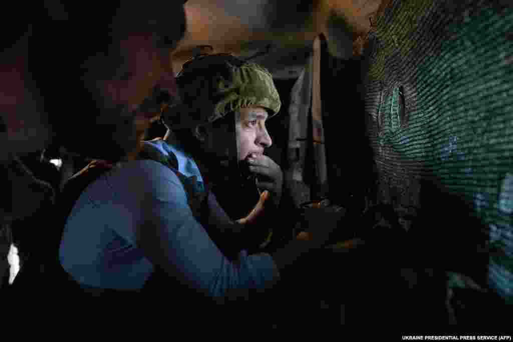 Президент України Володимир Зеленський на передових позиціях на Луганщині, 27 травня 2019 року ПЕРЕГЛЯНЬТЕ ФОТОГАЛЕРЕЮ
