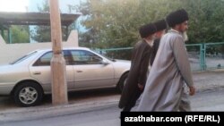 Ýaşulular. Türkmenistan 