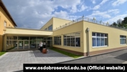 Students of the former Dobrosevici Elementary School will return to a school with a darker name.