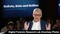 Շվեդիայի նախկին վարչապետ և ԱԳ նախարար Կարլ Բիլդտ, արխիվ