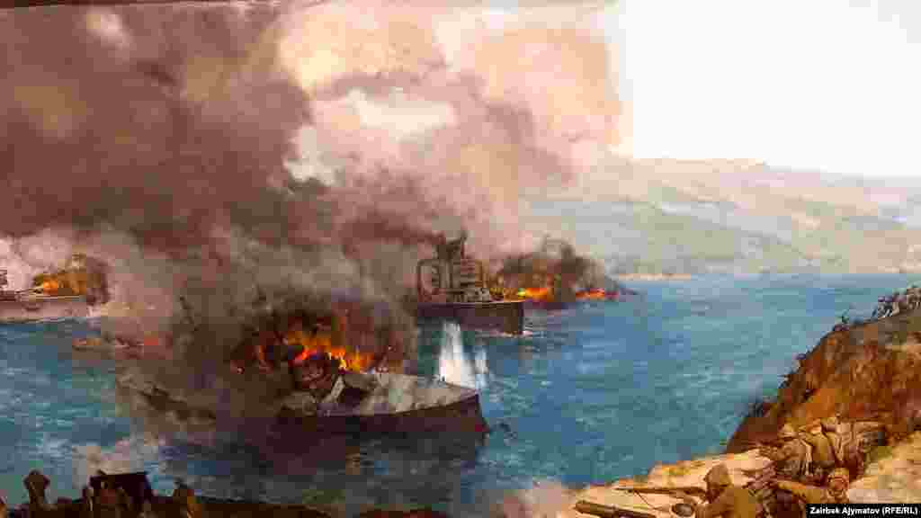 Пролив Чанаккалени (Дарданеллы) в Босфорском заливе был захвачен англичанами. Другими словами, славная история турков переживала страшные и трудные времена именно в 1918-1919 годах.&nbsp;