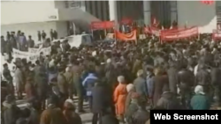 Митинг за отставку президента Башкортостана Муртазы Рахимова. 26 марта 2005 года. Скриншот