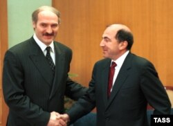 Александр Лукашенко и Борис Березовский, 1998 год