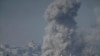 Стовп диму піднімається в Секторі Гази після авіаудару Ізраїлю. 1 листопада 2023 року