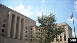 АКШнын Мамлекеттик департаментинин (Тышкы иштер министрлигинин) баш кеңсеси. 2008-жылдын 13-августу.