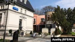 Зелена Гура рестораны. Ул вакытта кафе-рестораннар ризыкны үзең белән алып китү шарты белән генә эшли иде