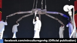 Муратбек Рыскулов атындагы Нарын облустук академиялык музыкалык драма театры.  2019-жыл.