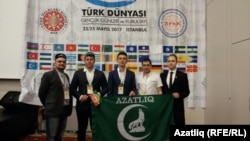 Наил Нәбиуллина уртада