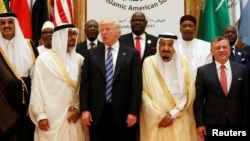 Саммиттин  катышуучулары. Эр -Рияд,  21-май, 2017-жыл. 