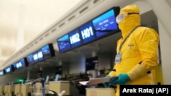 Koronavirus pandemiyasi bois Xitoy hanuzgacha xorijiylarning o‘z hududiga kirishiga qo‘yilgan taqiqni bekor qilgani yo‘q.