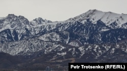 Горы близ Алматы