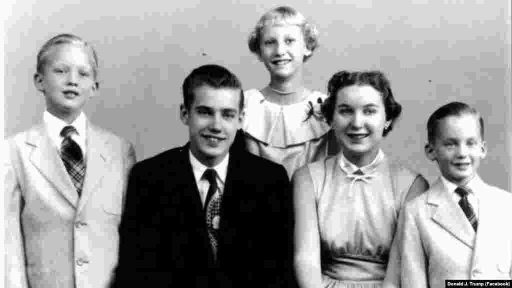 Трамп беш баланын төртүнчүсү. Анын атасы Тед Трамп ньюйорктук ийгиликтүү куруучу болгон. Трампка жеке бизнесин тикелөөгө атасы жардам берген.