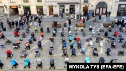 Львовдогу бош бешик арабалар, 18-март, 2022-жыл. 