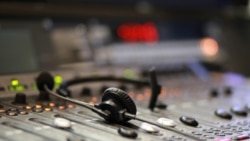 بازپخش برنامه‌ هفتگی جامعه