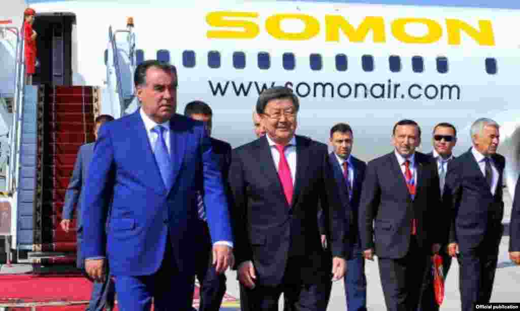 Тажикстан президенти Рахмон.