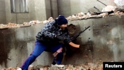 Большинство зарубежных СМИ называют вооруженных чеченцев, нападающих на полицейских, "повстанцами"