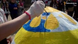 У Дніпропетровську на великодньому етнофестивалі збирають кошти на безпілотник для АТО