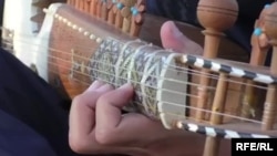 آرشیف - یک آله موسیقی 