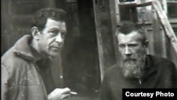 Юлий Даниэль и Андрей Синявский после освобождения из лагерей.