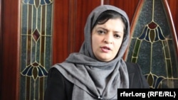 زرقا یفتلی، فعال حقوق زنان