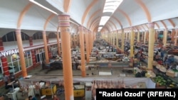 Рынок "Панджшанбе" в Худжанде