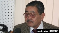 Өмүрбек Кутуев.