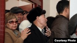 Сотко катышууну каалагандар көп болду.