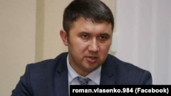 За словами Романа Власенка, «найбільш нормальна гуманітарна ситуація» з окупованих громад – у Кремінній