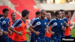 Тренировка сборной Армении по футболу, сентябрь 2013 г. 