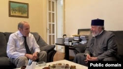 Armenia - Former President Levon Ter-Petrosian hosts Catholicos of All Armenians Garegin II at his home, Yerevan, June 25, 2025.