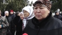 Прокурордун өлүмү: шектүүнүн тарапташтары митингге чыкты