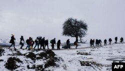 بلخی: انتظار می‎رود که کشورهای مهاجر پذیر در سیاست دیپورت به افغانستان تجدید نظر نمایند.
