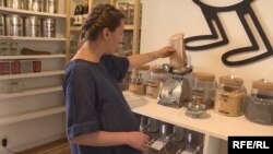 Магазинів і відділів «на вагу» стає все більше у світі