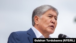 Алмазбек Атамбаев.