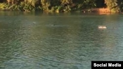 Лаҳзаи наҷотро шоҳидони ҳодиса сабт кардаанд