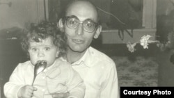 Ариф Юнус с дочькой