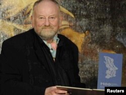 Датский карикатурист Курт Вестергаард на вручении награды в Германии. Потсдам, 8 сентября 2010 года.