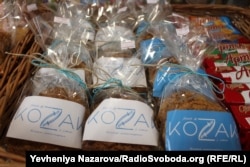 Ветеран власноруч виготовляє різноманітну випічку та печиво