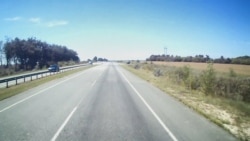 Дорога на пропускний пункт, неподалік від Дебальцевого