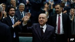 Թուրքիայի նախագահ Ռեջեփ Էրդողանը հանդիպում է Մեջլիսի «Արդարություն և զարգացում» խմբակցության հետ, արխիվ