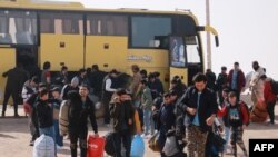 مهاجران اخراج شده افغان از ایران در مرز اسلام قلعه هرات