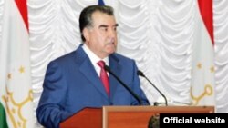 Tajik President Emomali Rahmon speaks on April 17.
