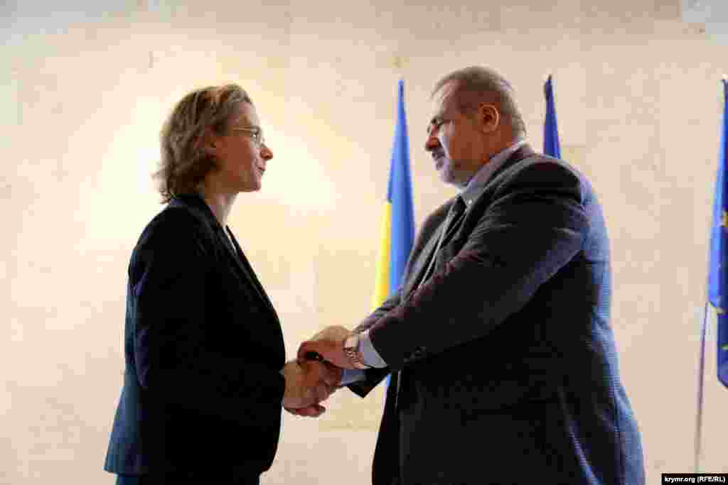 &nbsp;Рефат Чубаров выразил соболезнование послу Франции в Украине Изабель Дюмон&nbsp;