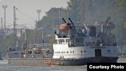 Танкер "Волгонефть-212"