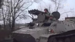 "Ҳам аз қурб зарар мебинем, ҳам аз кор"