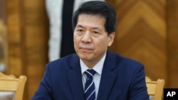 Ли Хуэй на переговорах в Москве с главой МИДа России Сергеем Лавровым. 26 мая 2023 г.