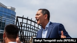 Өмүрбек Бабанов. 9-август, 2019-жыл. Орусиядан Кыргызстанга кайтып келген учур.