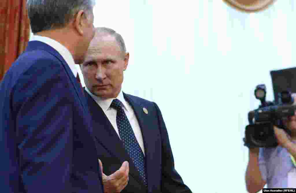 Саммитте&nbsp;негизинен терроризмге каршы күрөш маселеси талкууланат. Андан тышкары экономикалык жана маданий кызматташтык маселелери каралары кабарланган.