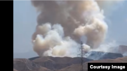  Августтун башында Бишкек шаарынын Орок айылында кырдагы көрүстөндөн да куураган чөптөн улам өрт тутанган. 