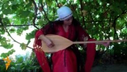 Күрт улуттук кийимдери